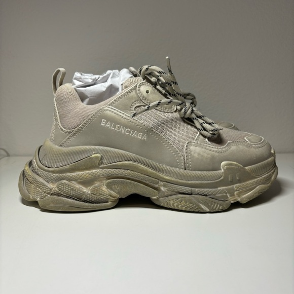 NEW BALENCIAGA TRIPLE S Faded Beige Mens Size 7 - Picture 2 of 7
